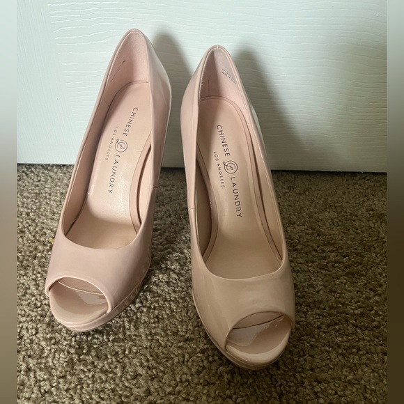 Blush peep toe stilettos - Picture 4 of 4